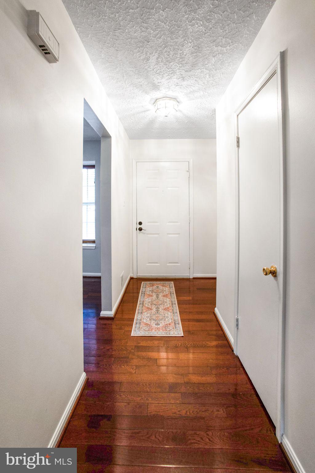 WOODLAND HILLS - Residential