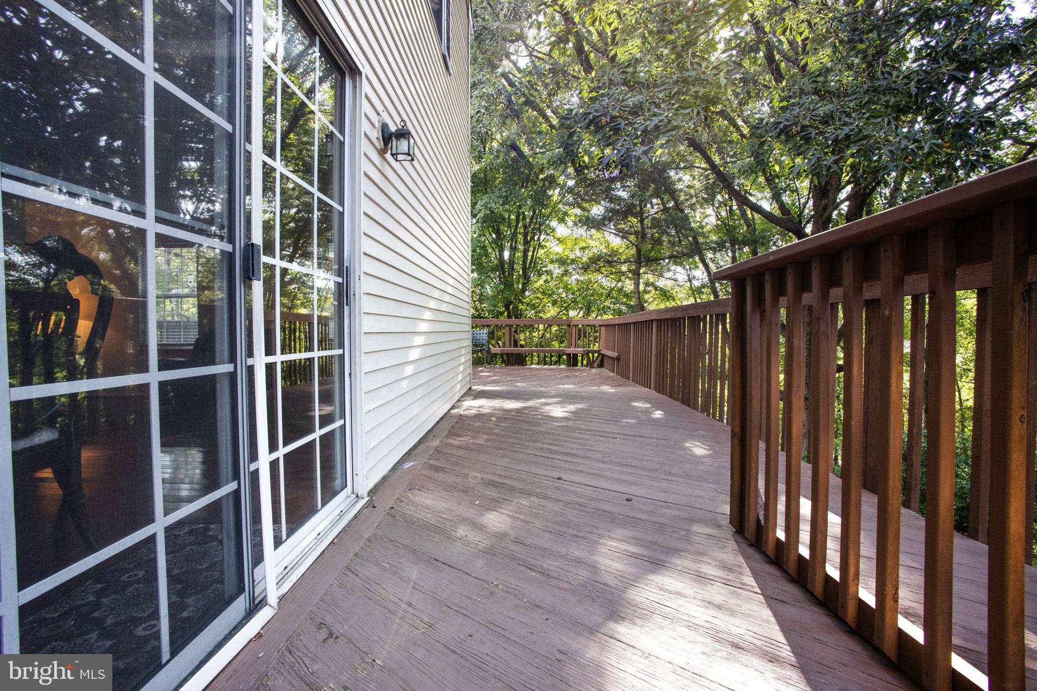 WOODLAND HILLS - Residential