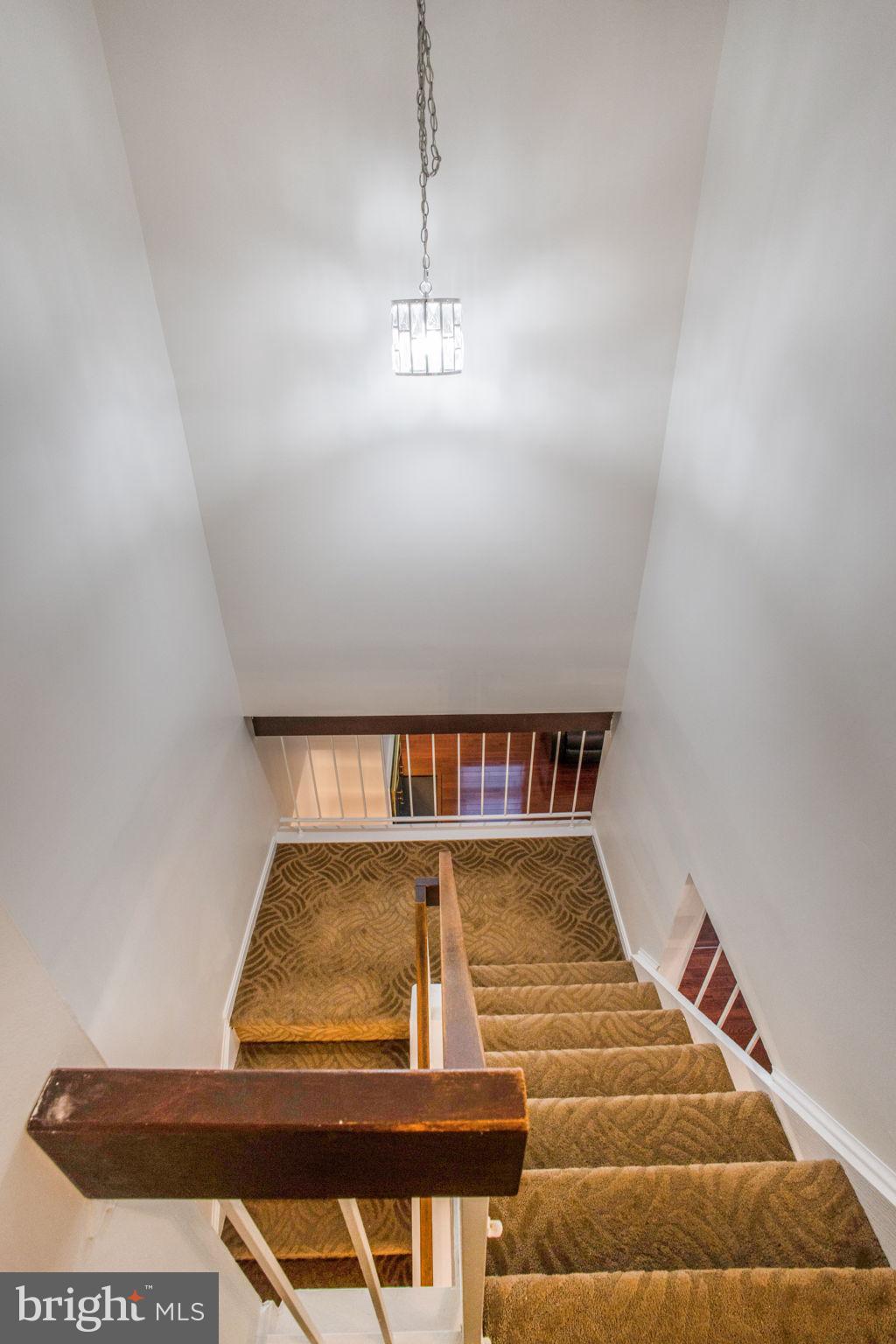 WOODLAND HILLS - Residential