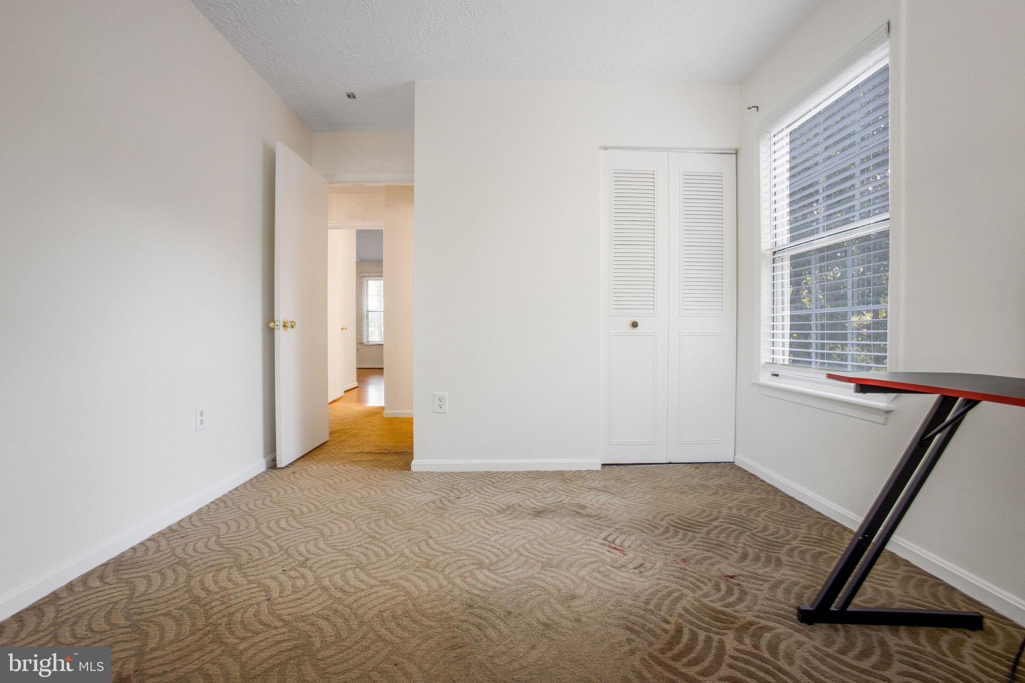 WOODLAND HILLS - Residential