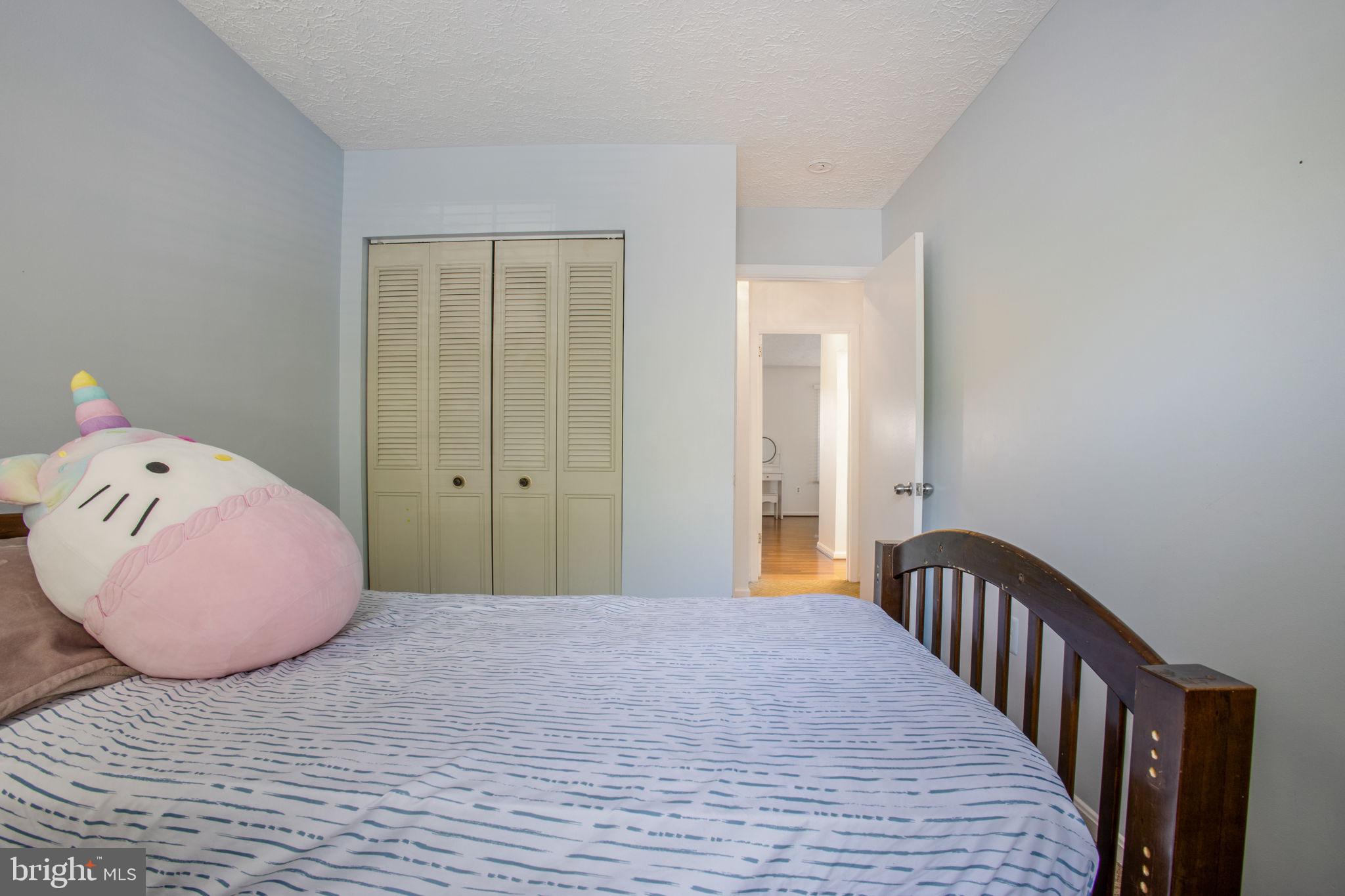 WOODLAND HILLS - Residential