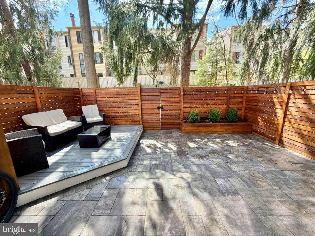 THOMAS CHOICE - Residential