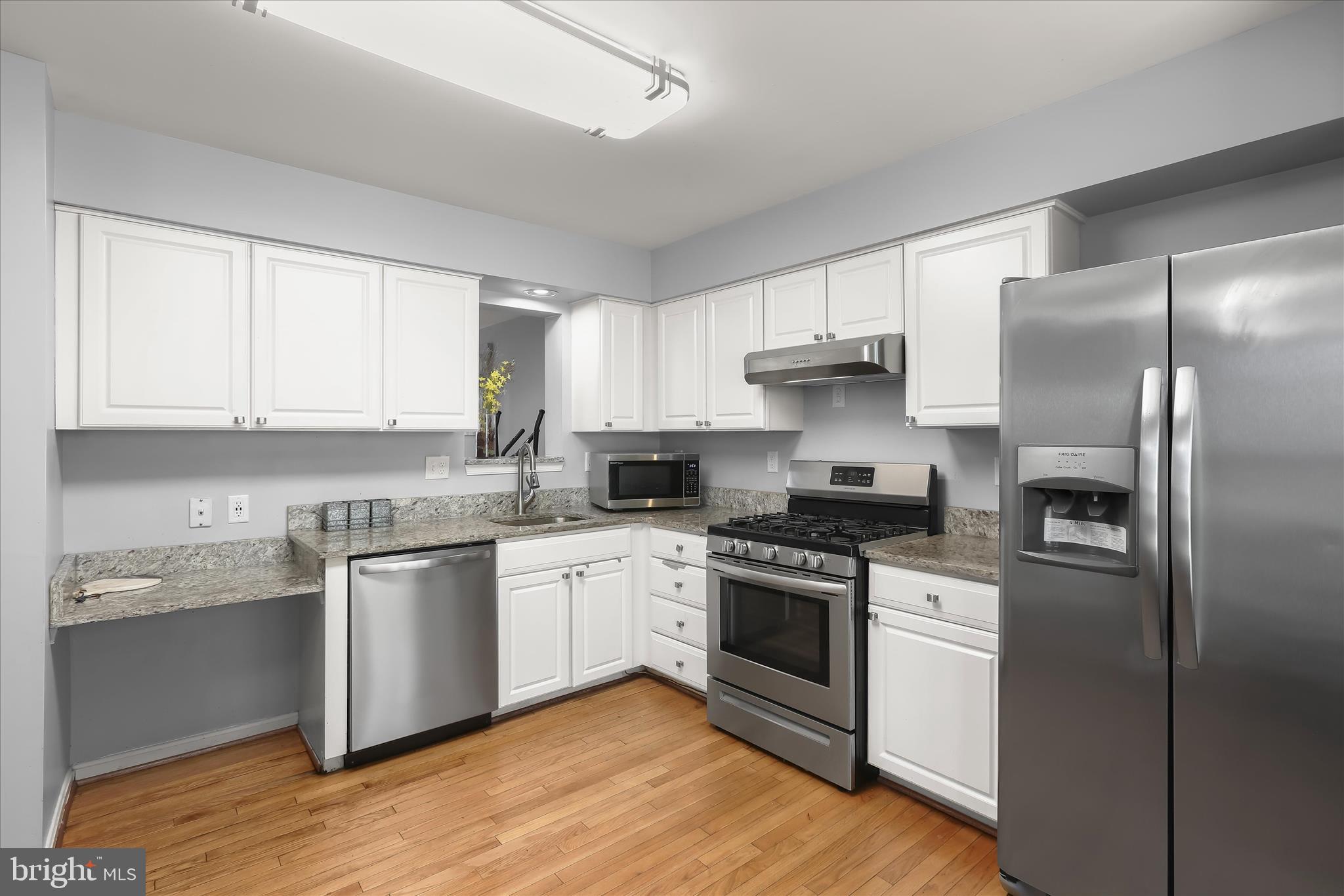 6509 BUSKIN LANE
