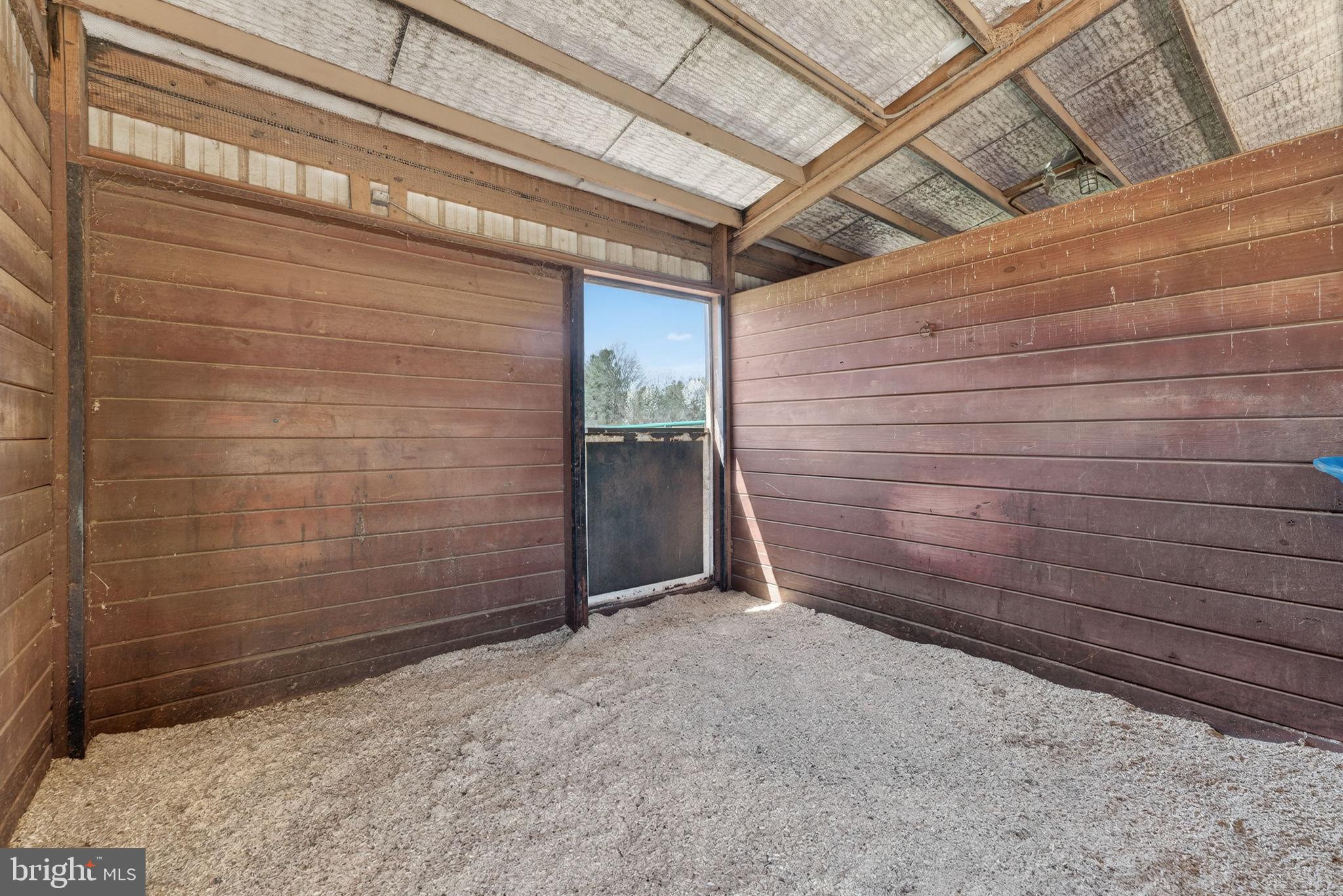 ENGLISH MEADOWS - Residential