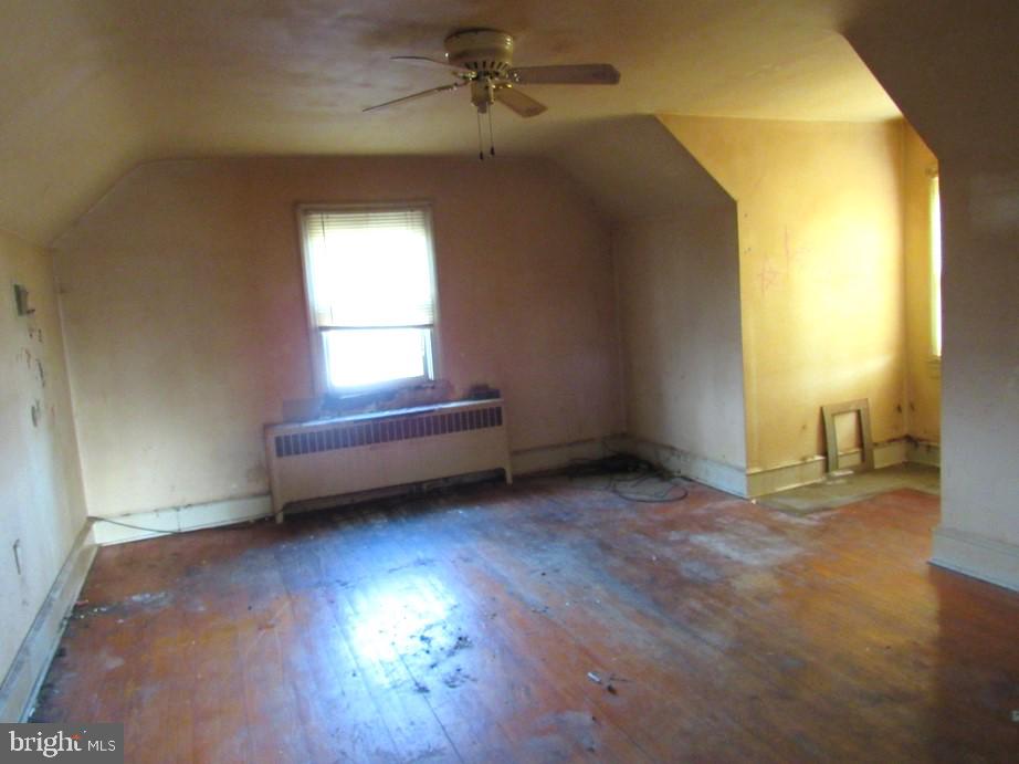 PERRYVILLE - Residential