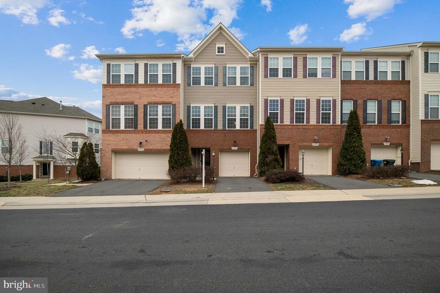 Offers due by 7PM Sunday January 16th.
Photos coming soon, looks like a model home. Won't last long, get here quickly! A wonderfully maintained 3 level, 3 bed, 3.5 bath home with upgrades and updates throughout! Conveniently located just across the street from Briar Woods High School and close to Brambleton Town Center! Hardwood floor throughout main level, crown molding, chair rail and wainscoting! Fabulous back splash with granite counters in your large, Large functional kitchen!