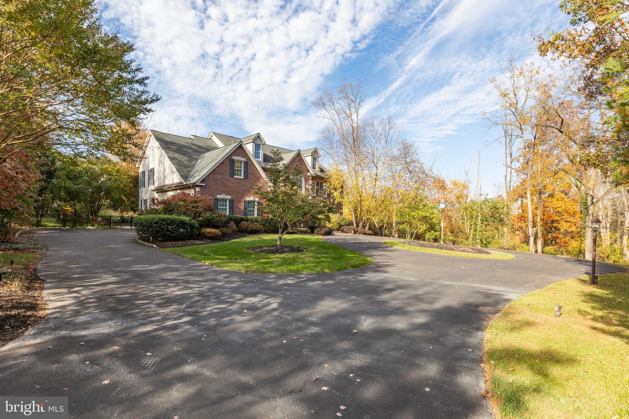 BROOKSIDE MANOR ES - Residential