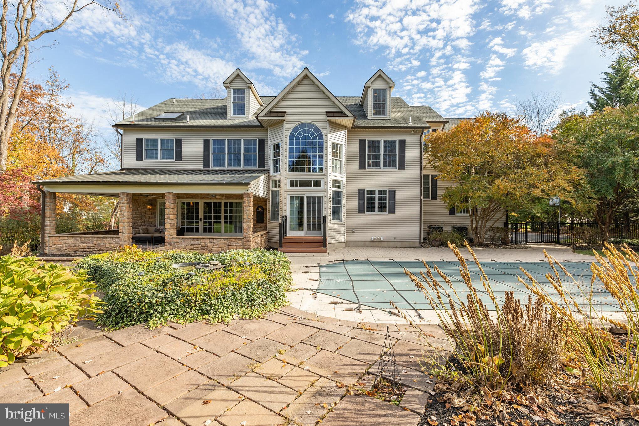 BROOKSIDE MANOR ES - Residential