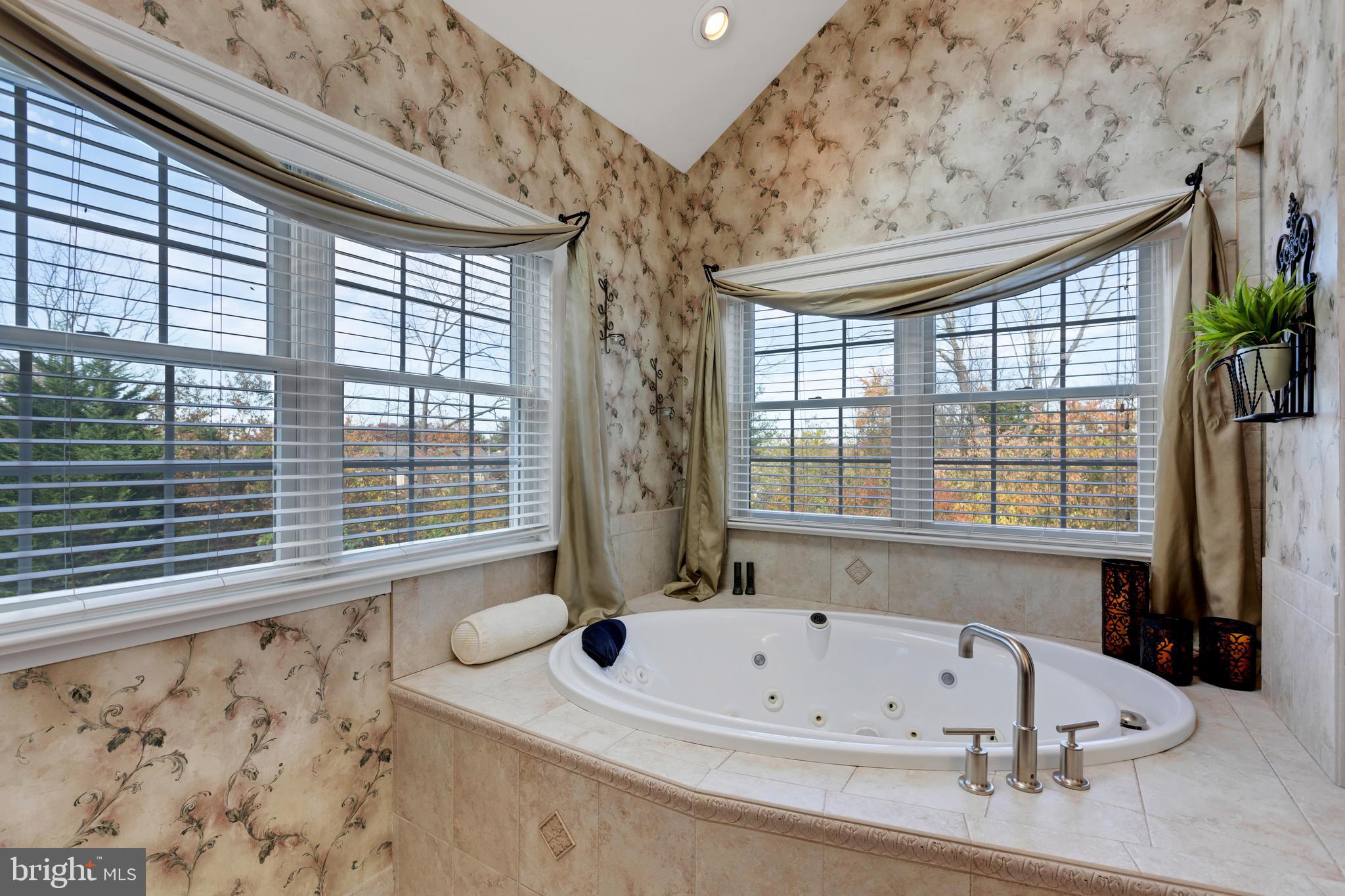 BROOKSIDE MANOR ES - Residential