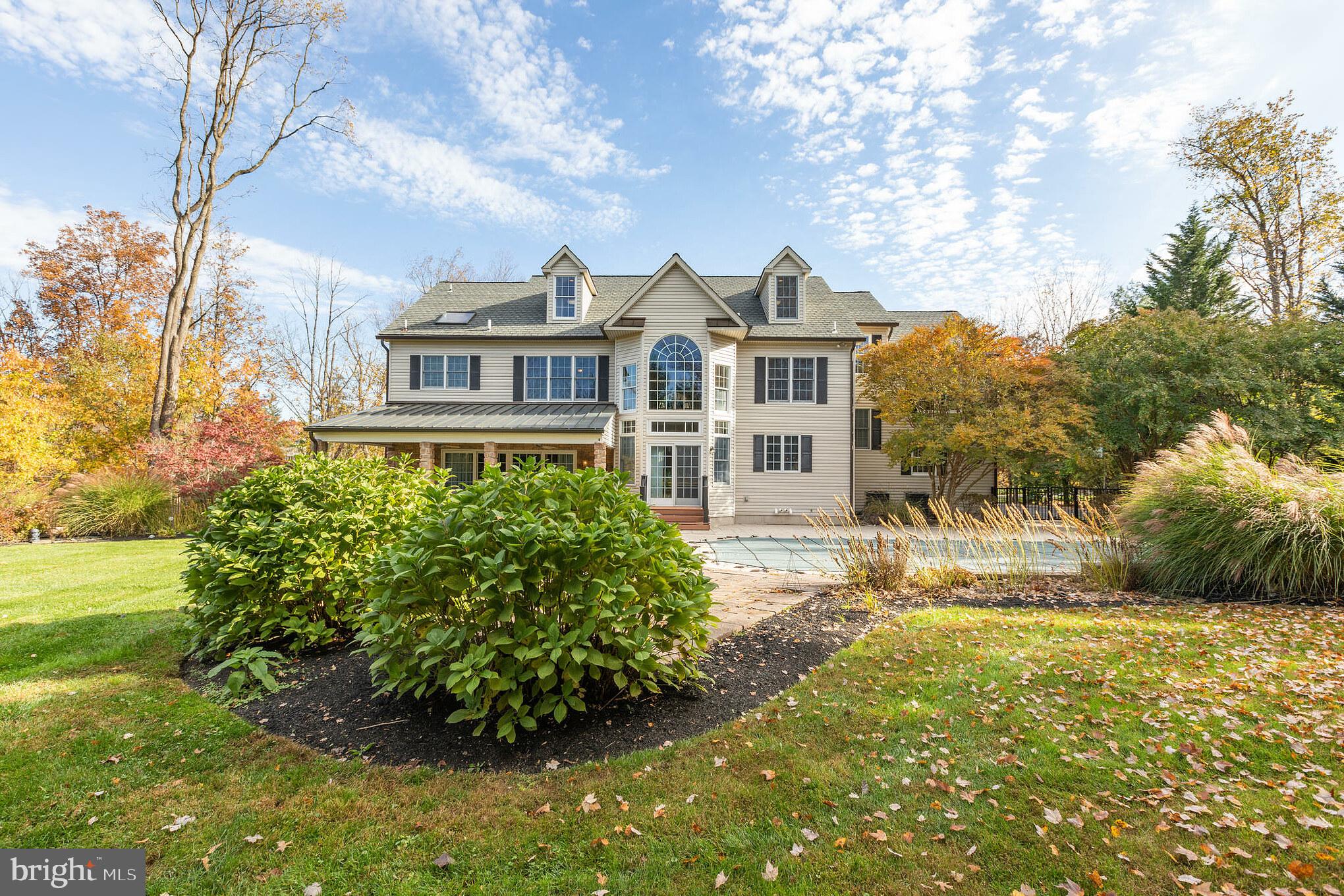 BROOKSIDE MANOR ES - Residential