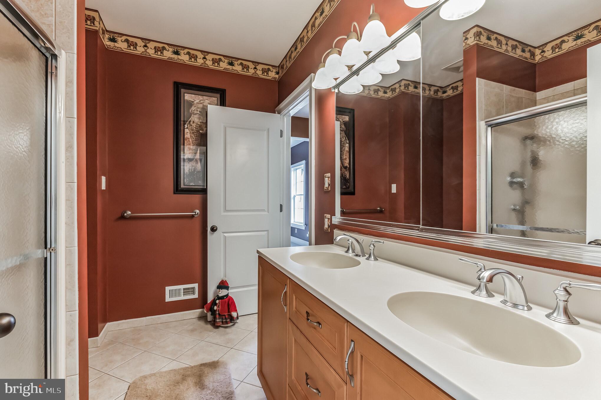 BROOKSIDE MANOR ES - Residential