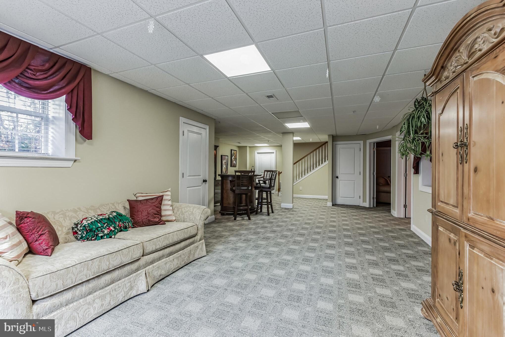 BROOKSIDE MANOR ES - Residential