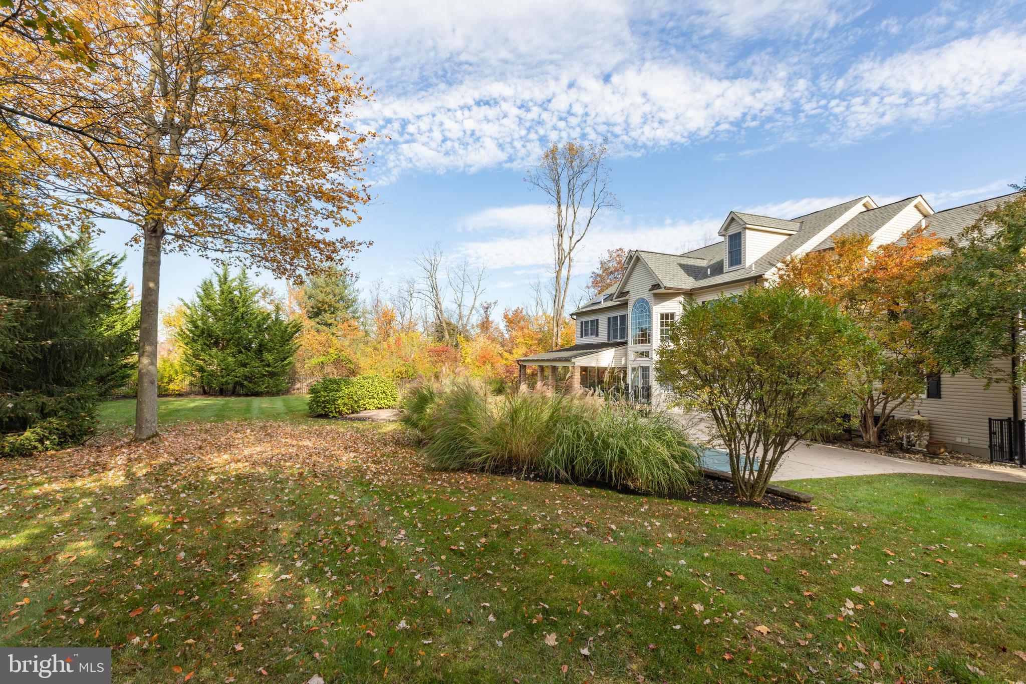 BROOKSIDE MANOR ES - Residential