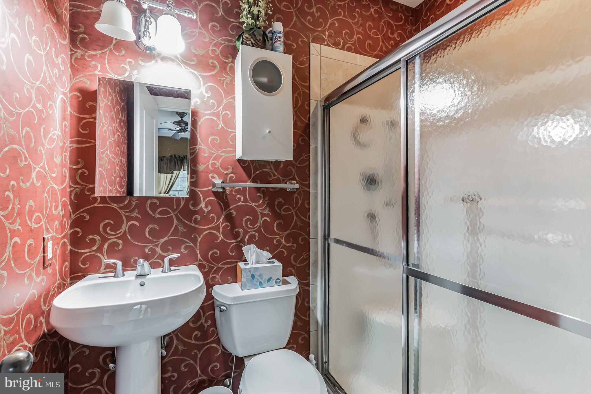 BROOKSIDE MANOR ES - Residential