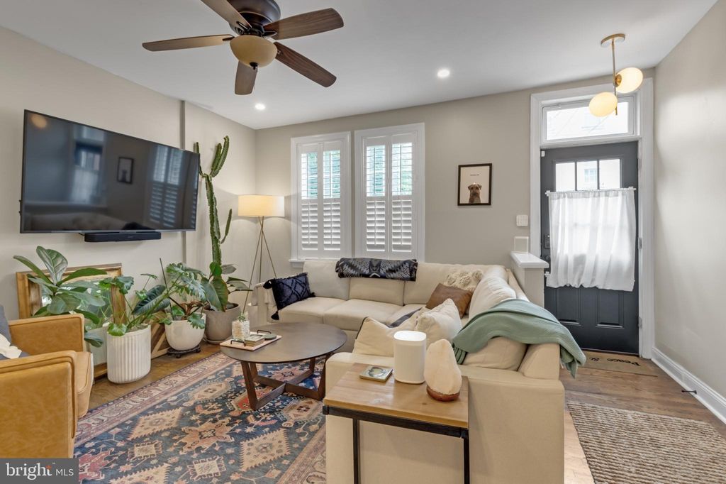 Photo of 239 E Thompson Street, PHILADELPHIA, PA 19125 (MLS # PAPH2572204)