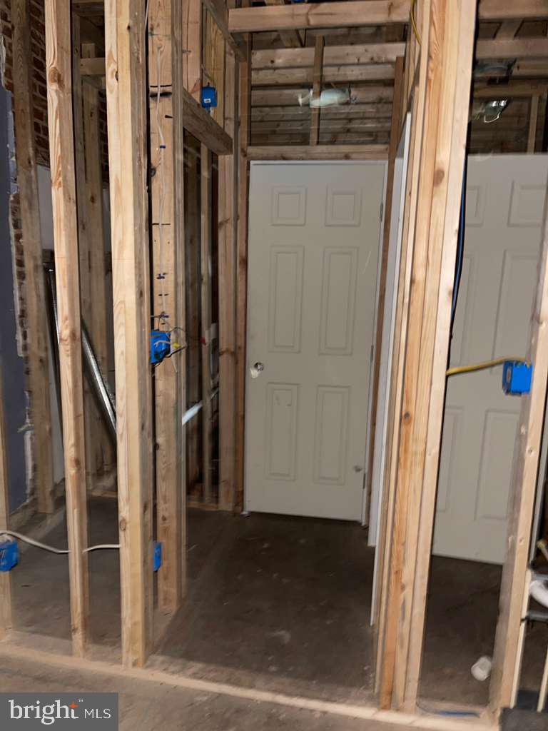 CLIFTON PARK - Residential