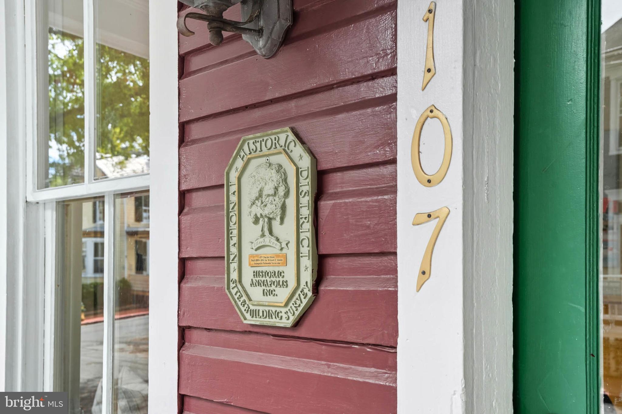 HISTORIC DISTRICT - Residential