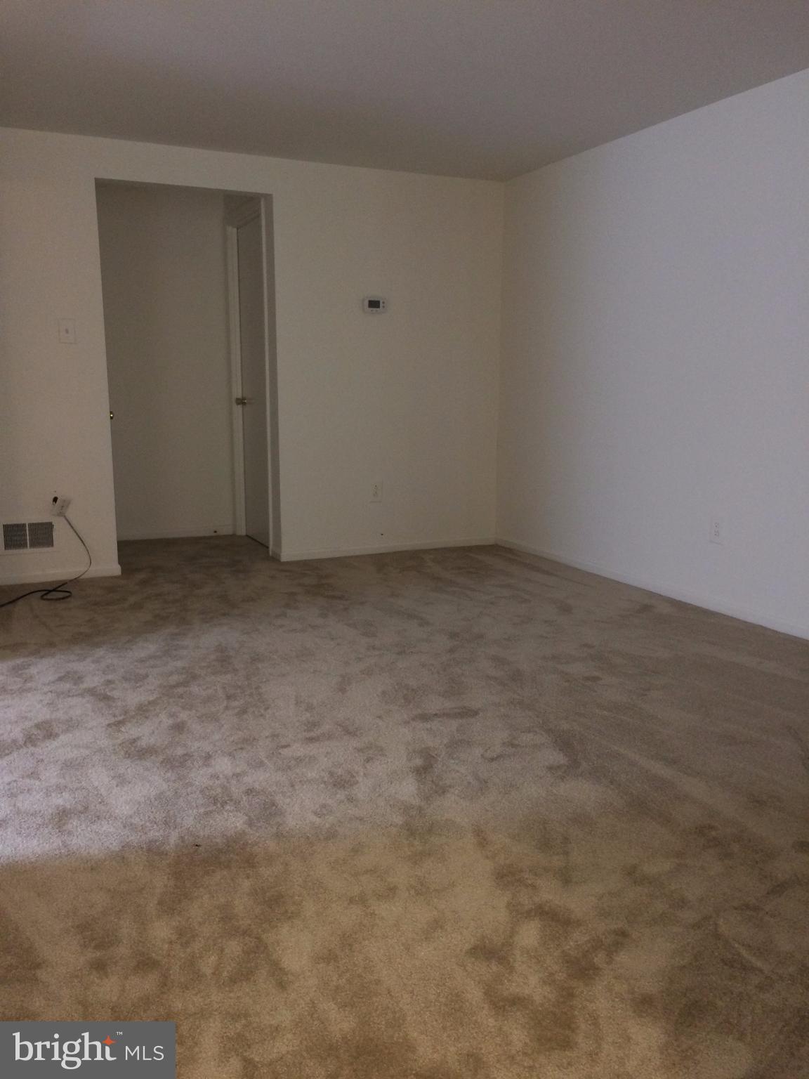 KINGS PARK WEST - Residential Lease