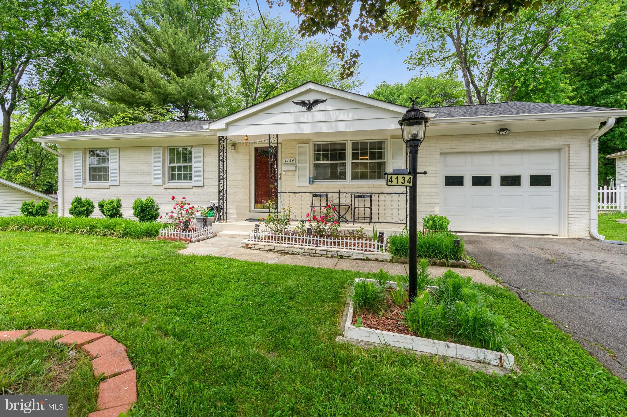 WOODBRIDGE - Residential