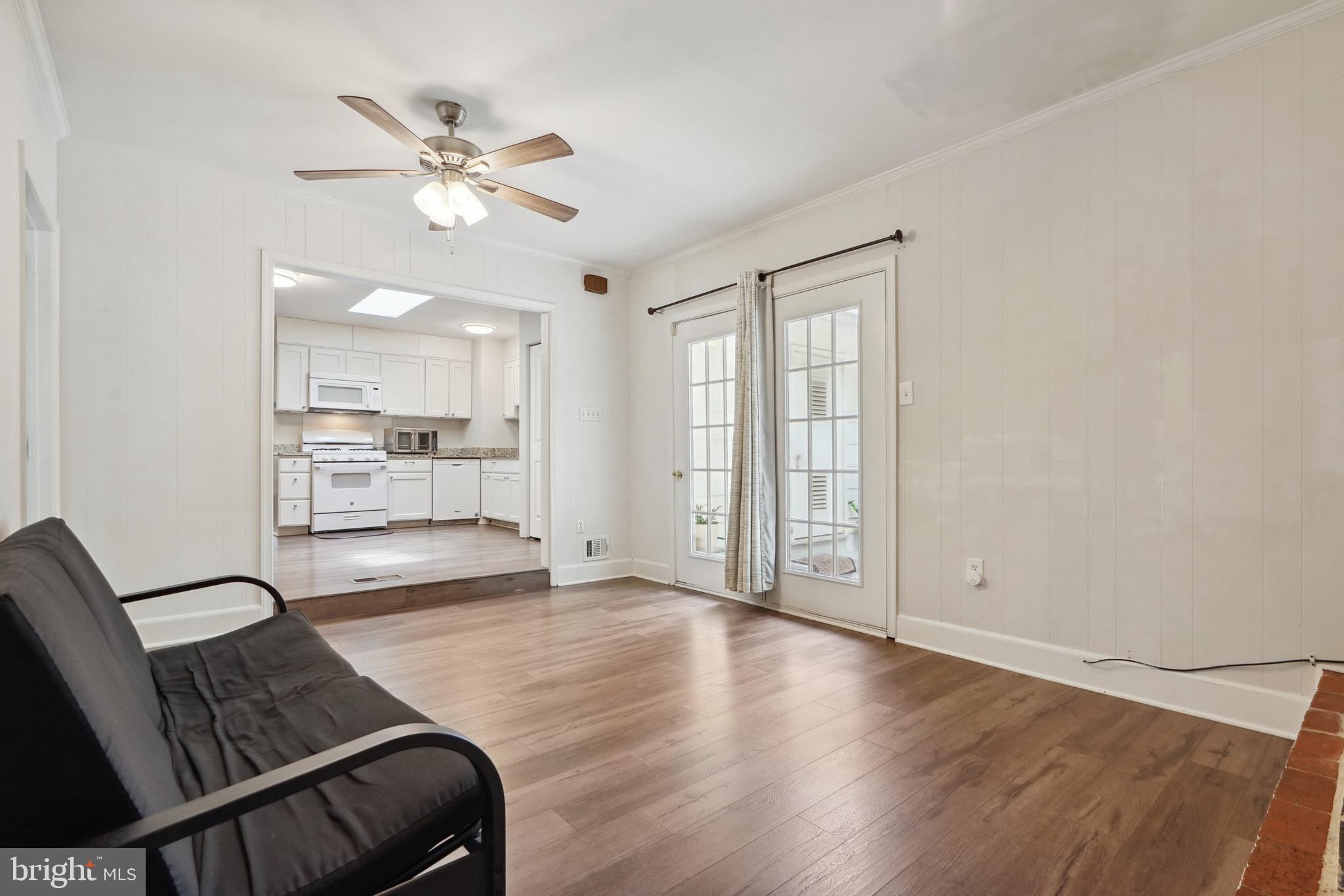 WOODBRIDGE - Residential