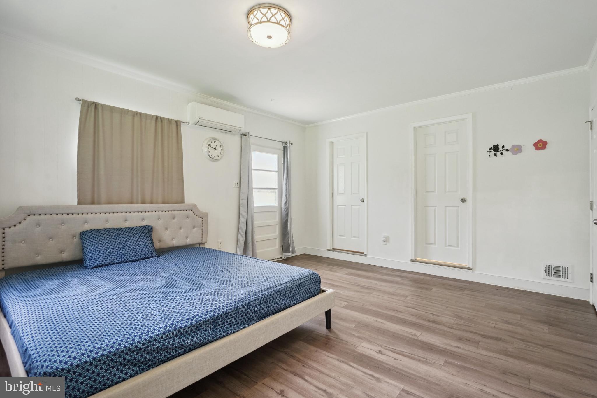 WOODBRIDGE - Residential