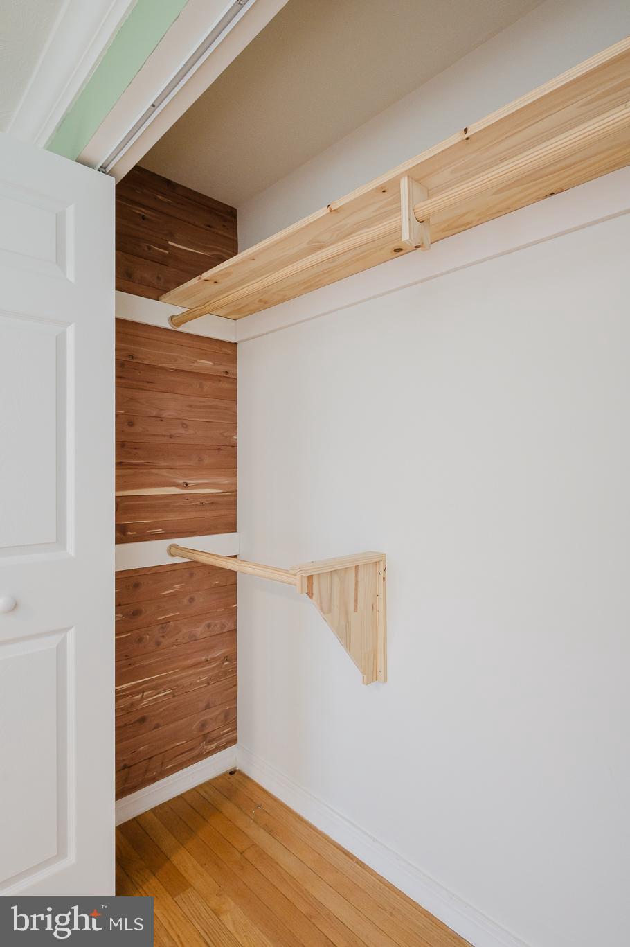 LAUREL VALLEY - Residential