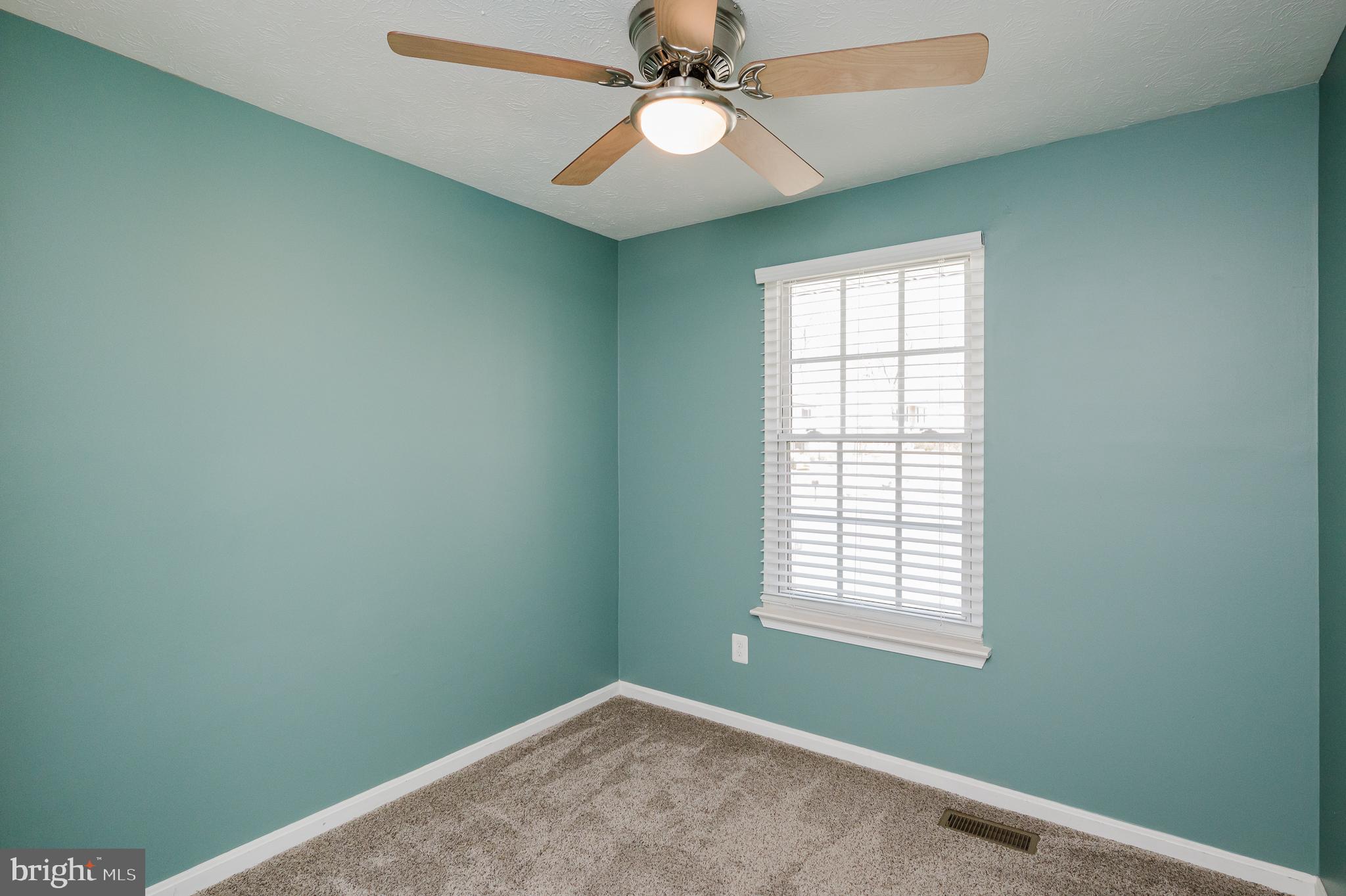 LAUREL VALLEY - Residential