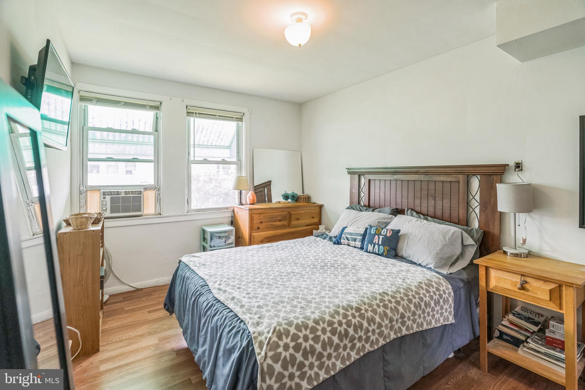 GLENDALE - Residential