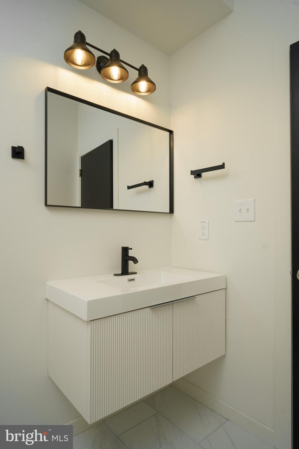 WEST KENSINGTON - Residential Lease