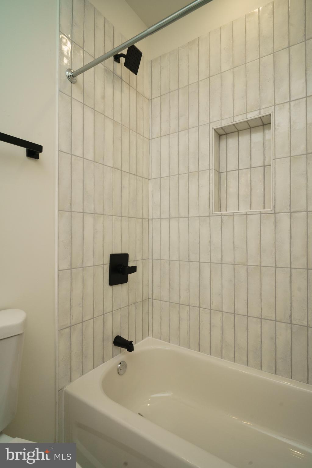 WEST KENSINGTON - Residential Lease