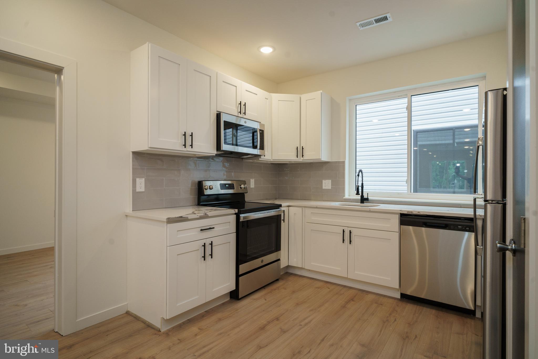 WEST KENSINGTON - Residential Lease