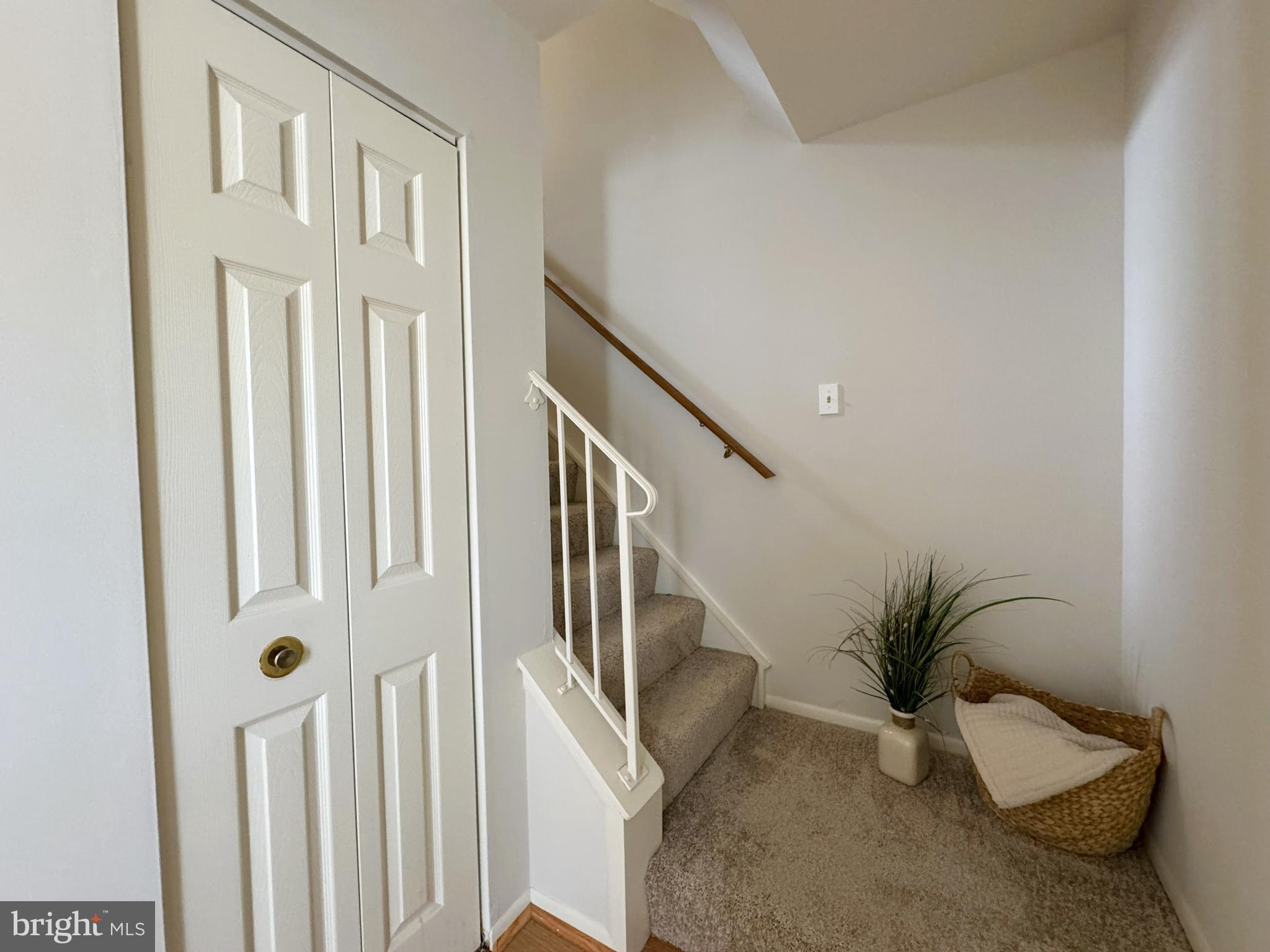 3927 SEA BASS COURT
