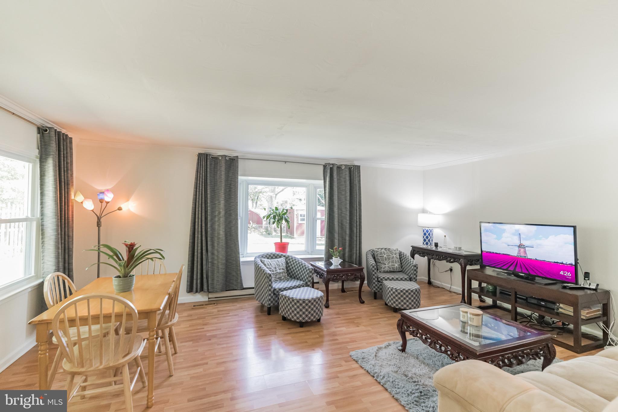 BROYHILL PARK - Residential