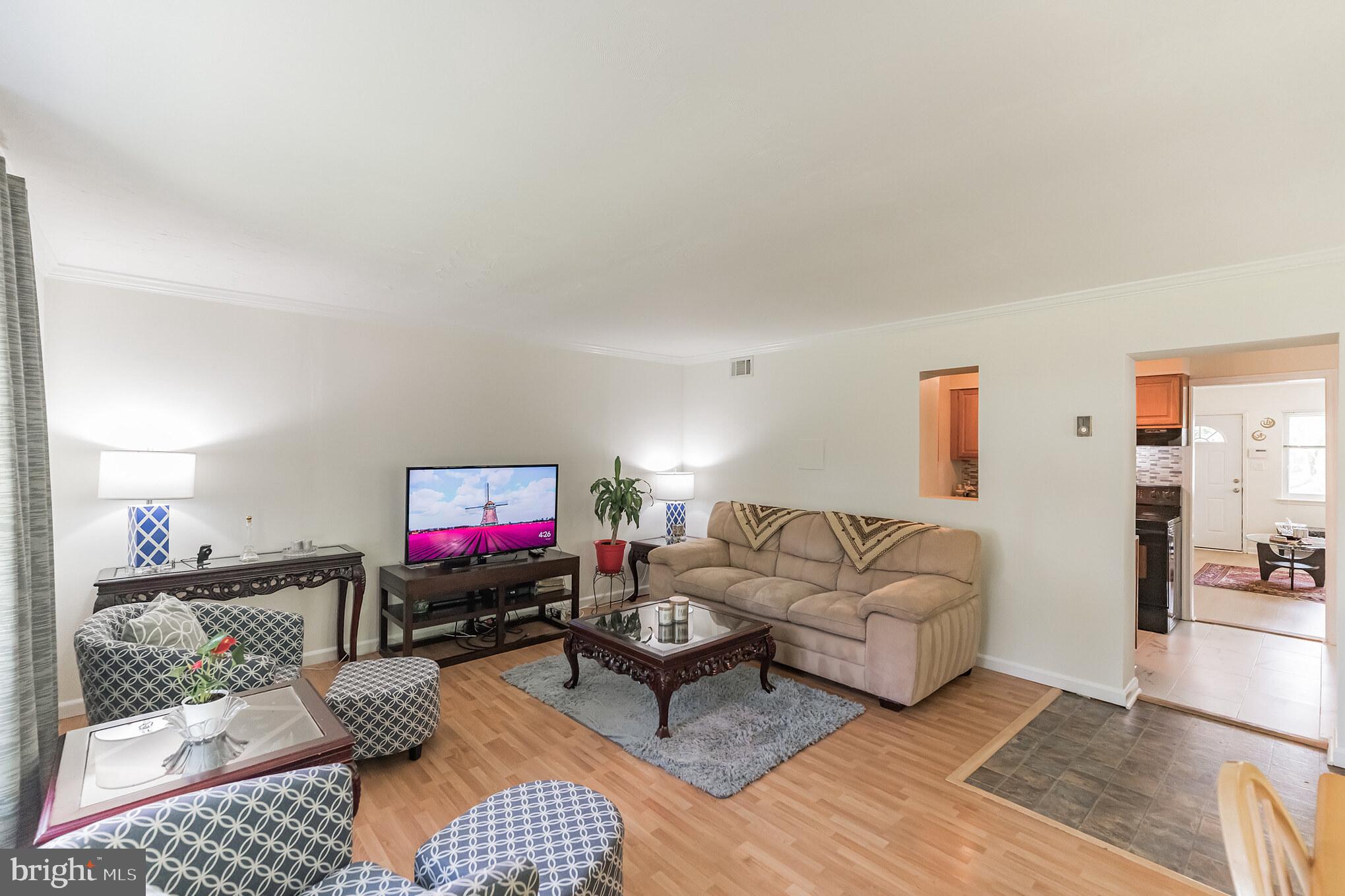 BROYHILL PARK - Residential