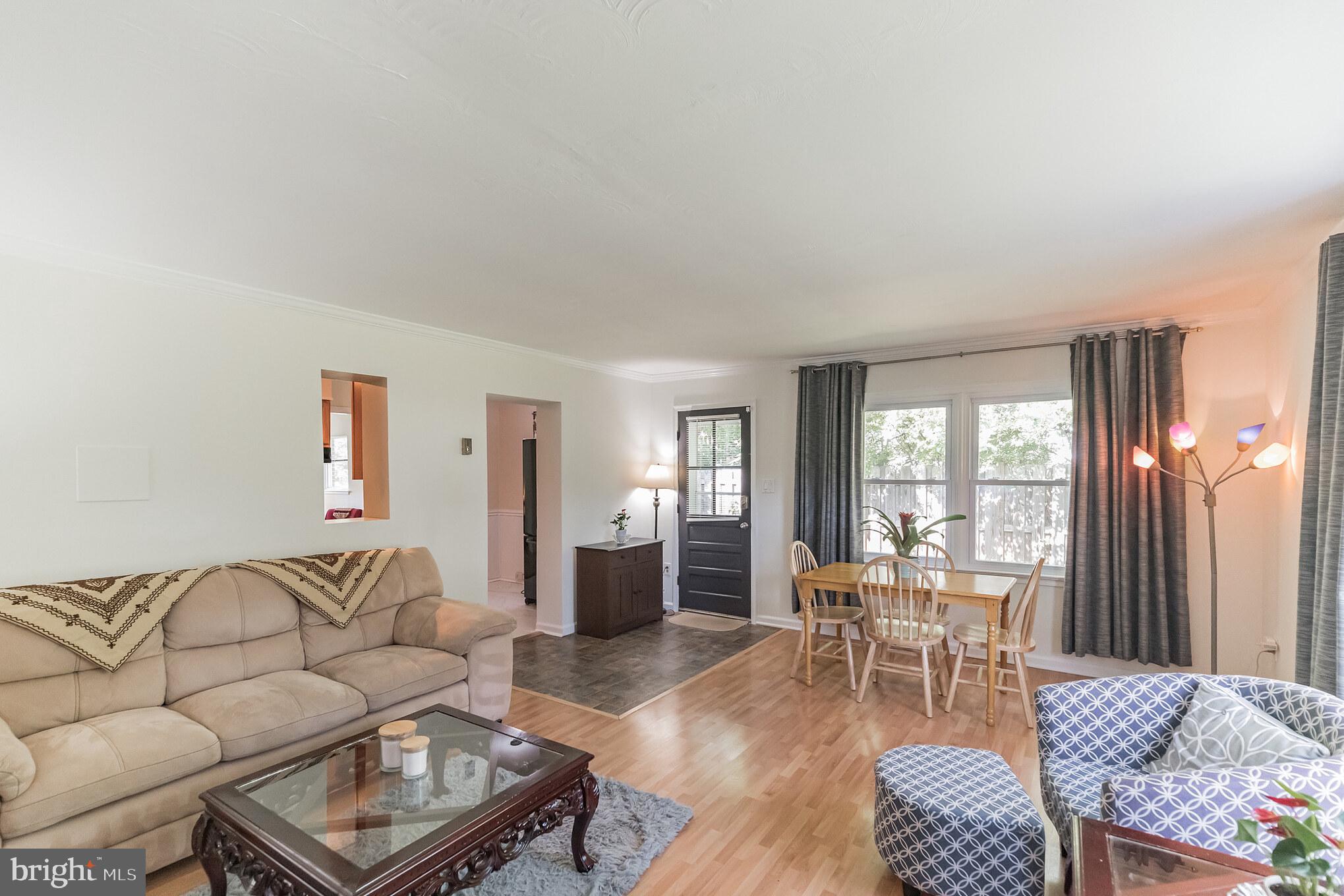 BROYHILL PARK - Residential