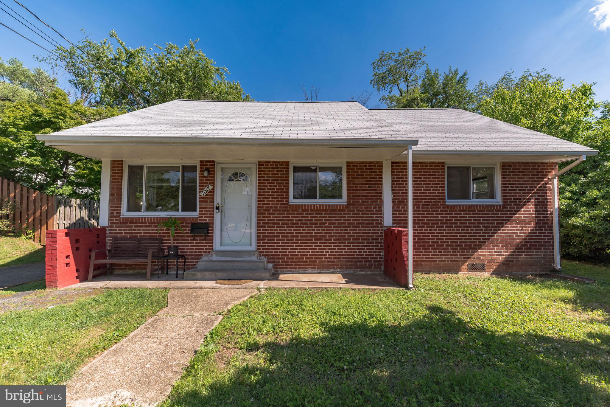 BROYHILL PARK - Residential