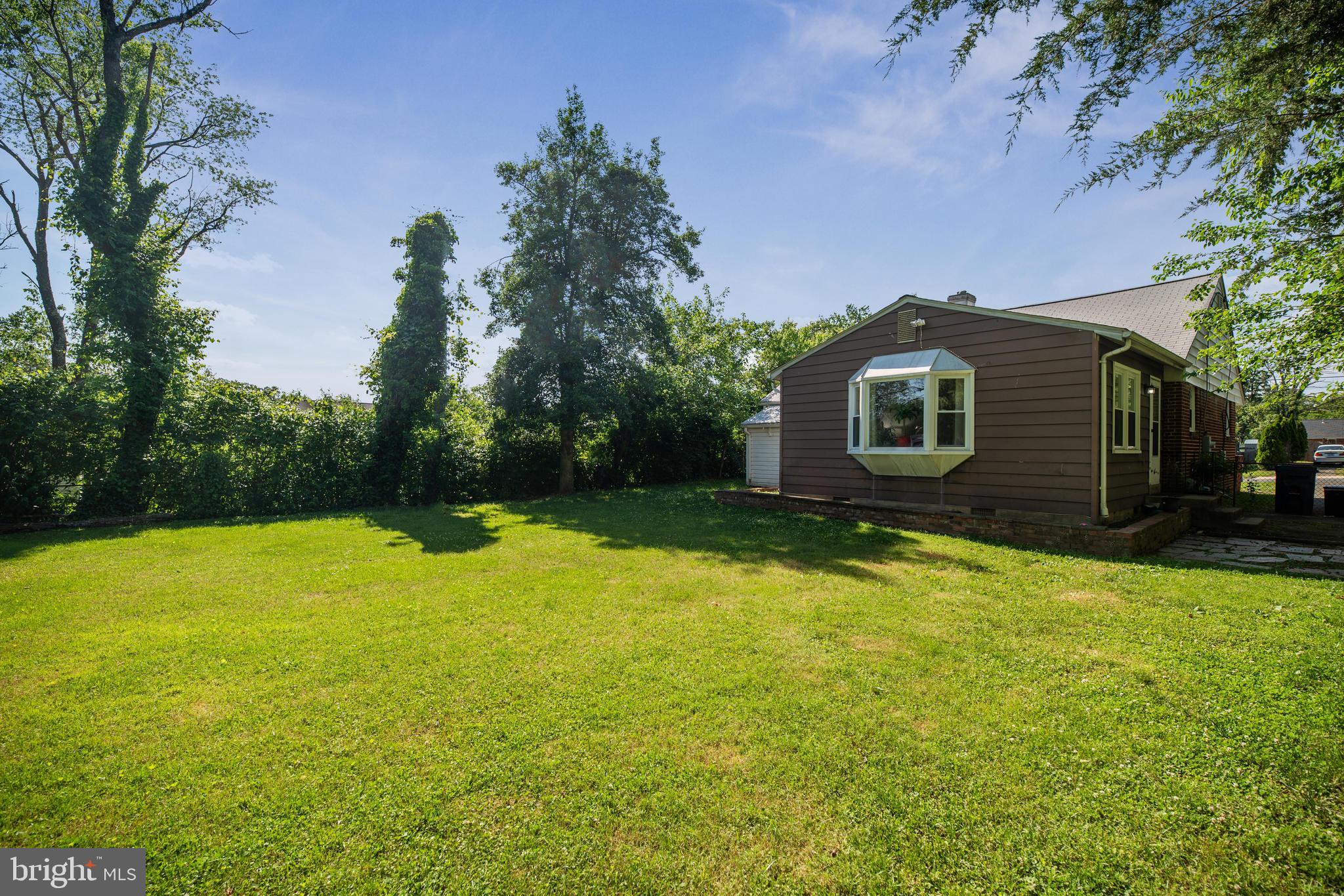 BROYHILL PARK - Residential