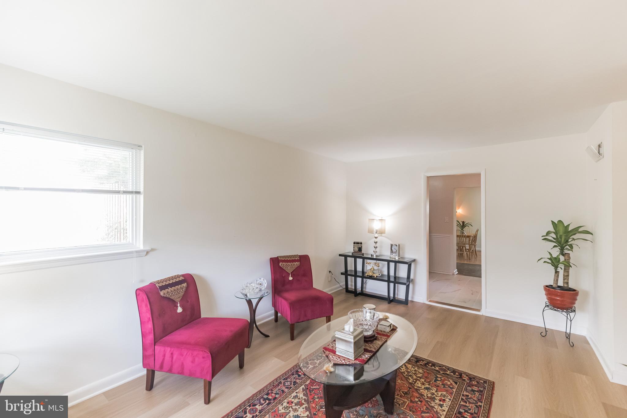 BROYHILL PARK - Residential