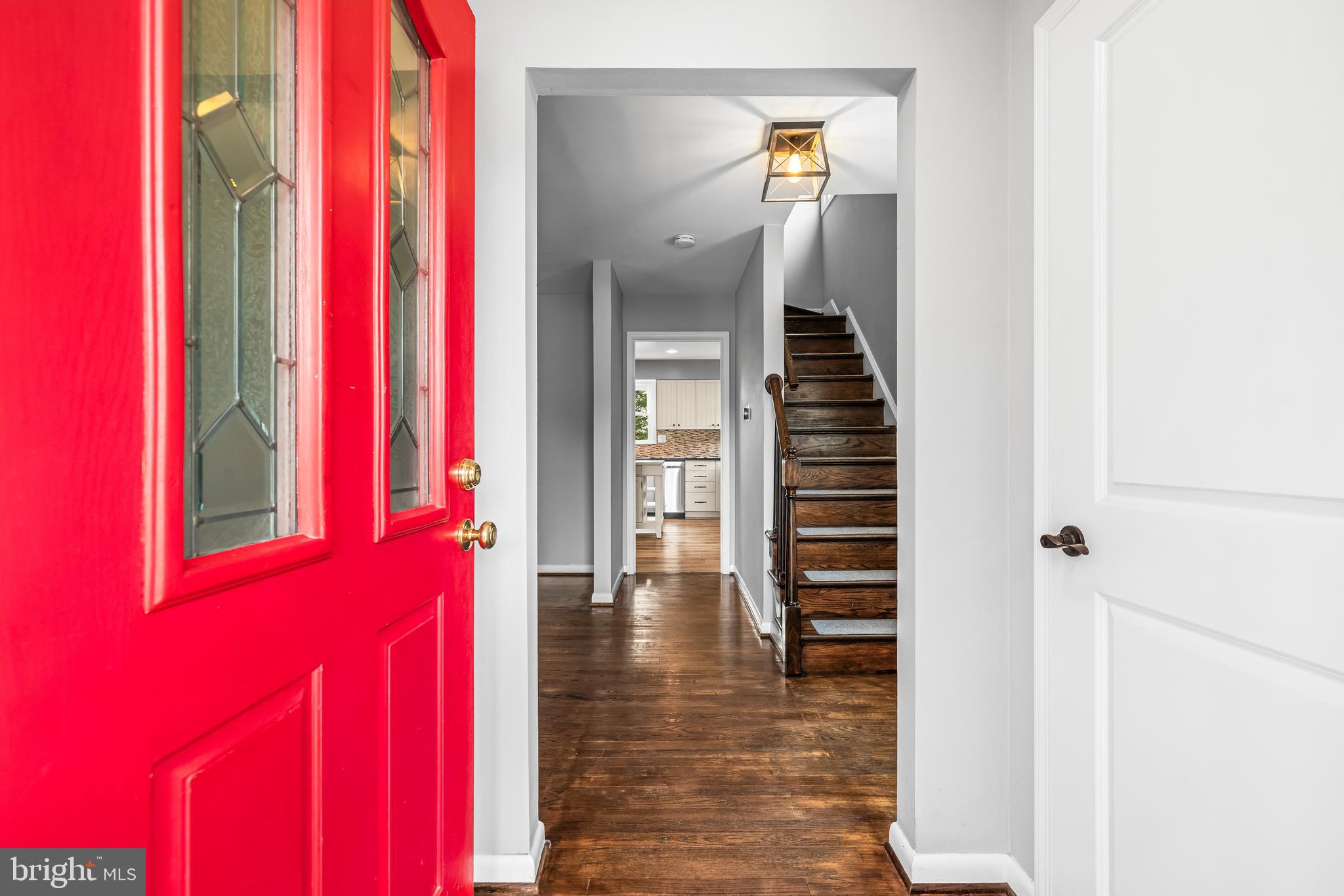 927 JACKSON BOULEVARD