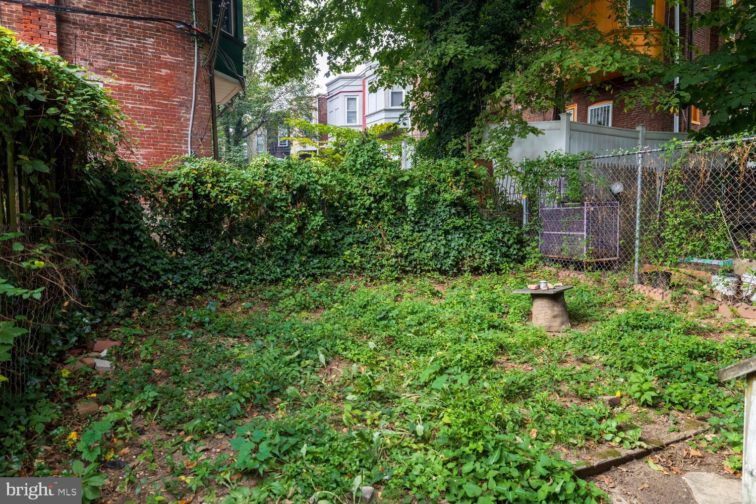 GERMANTOWN (WEST) - Residential