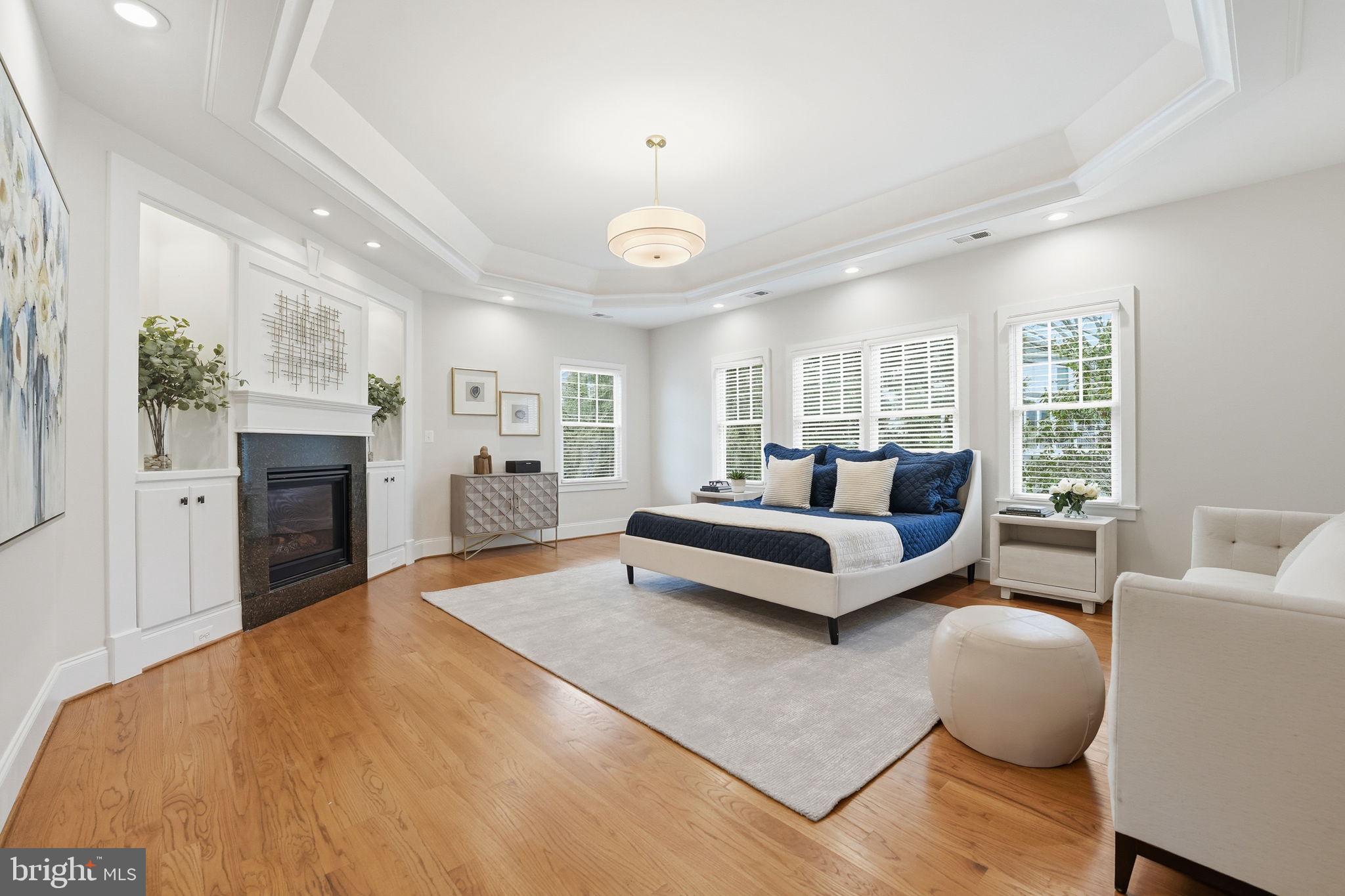 BERKSHIRE OAKWOOD - Residential