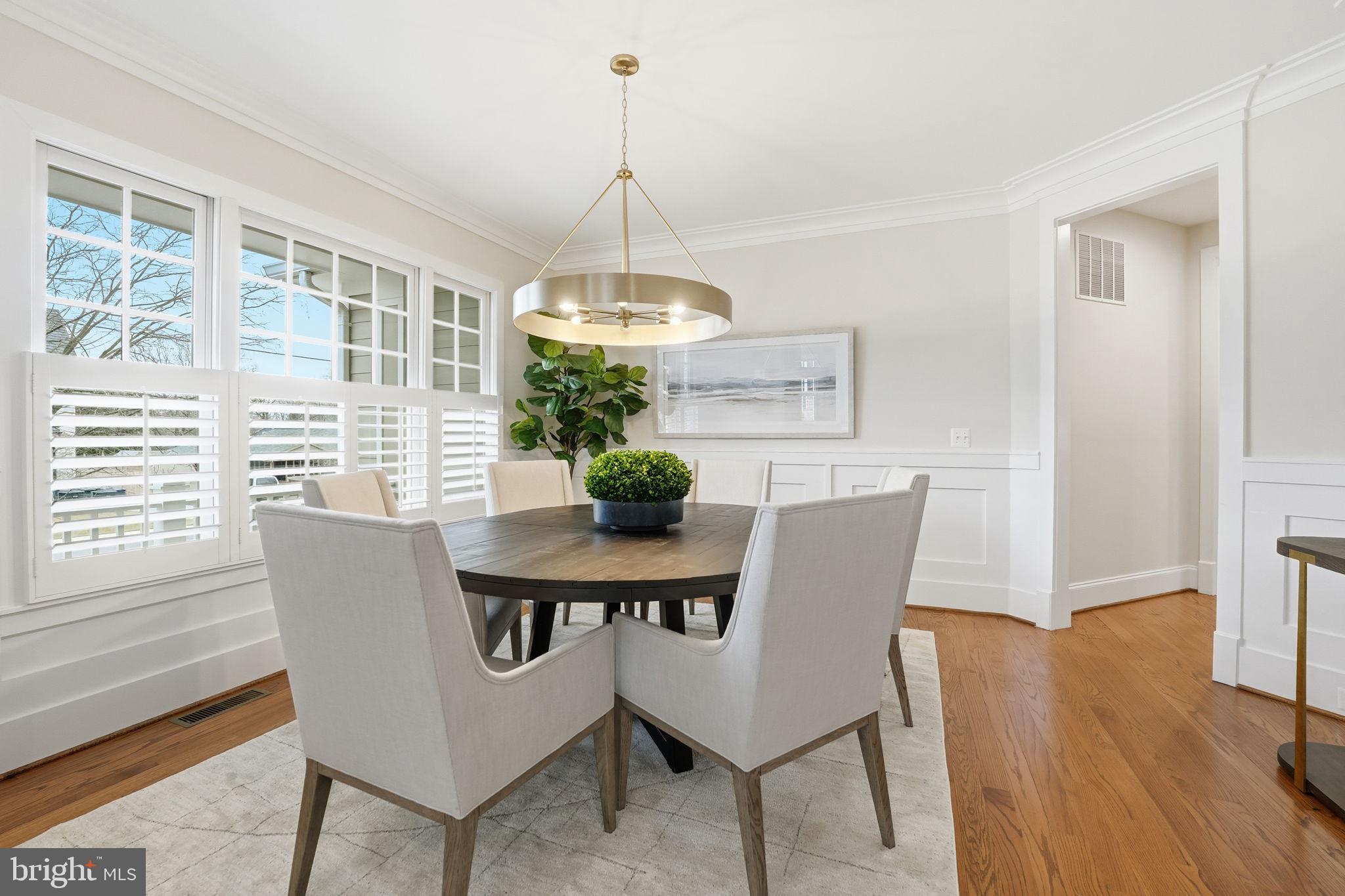 BERKSHIRE OAKWOOD - Residential