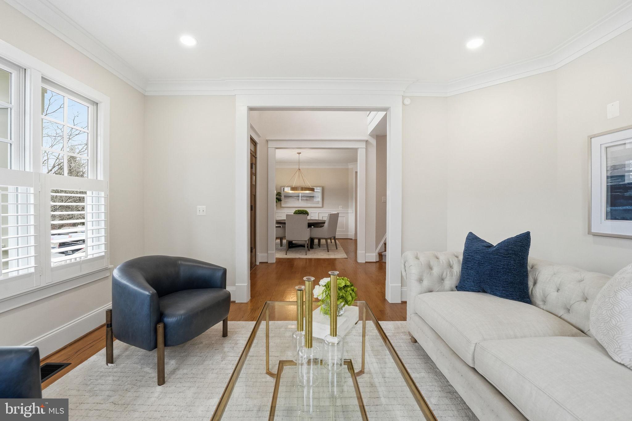 BERKSHIRE OAKWOOD - Residential