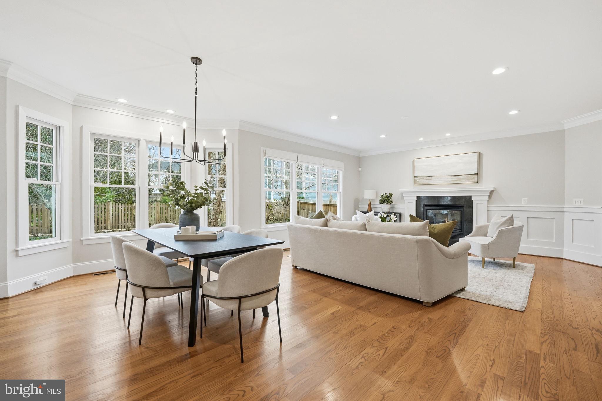 BERKSHIRE OAKWOOD - Residential