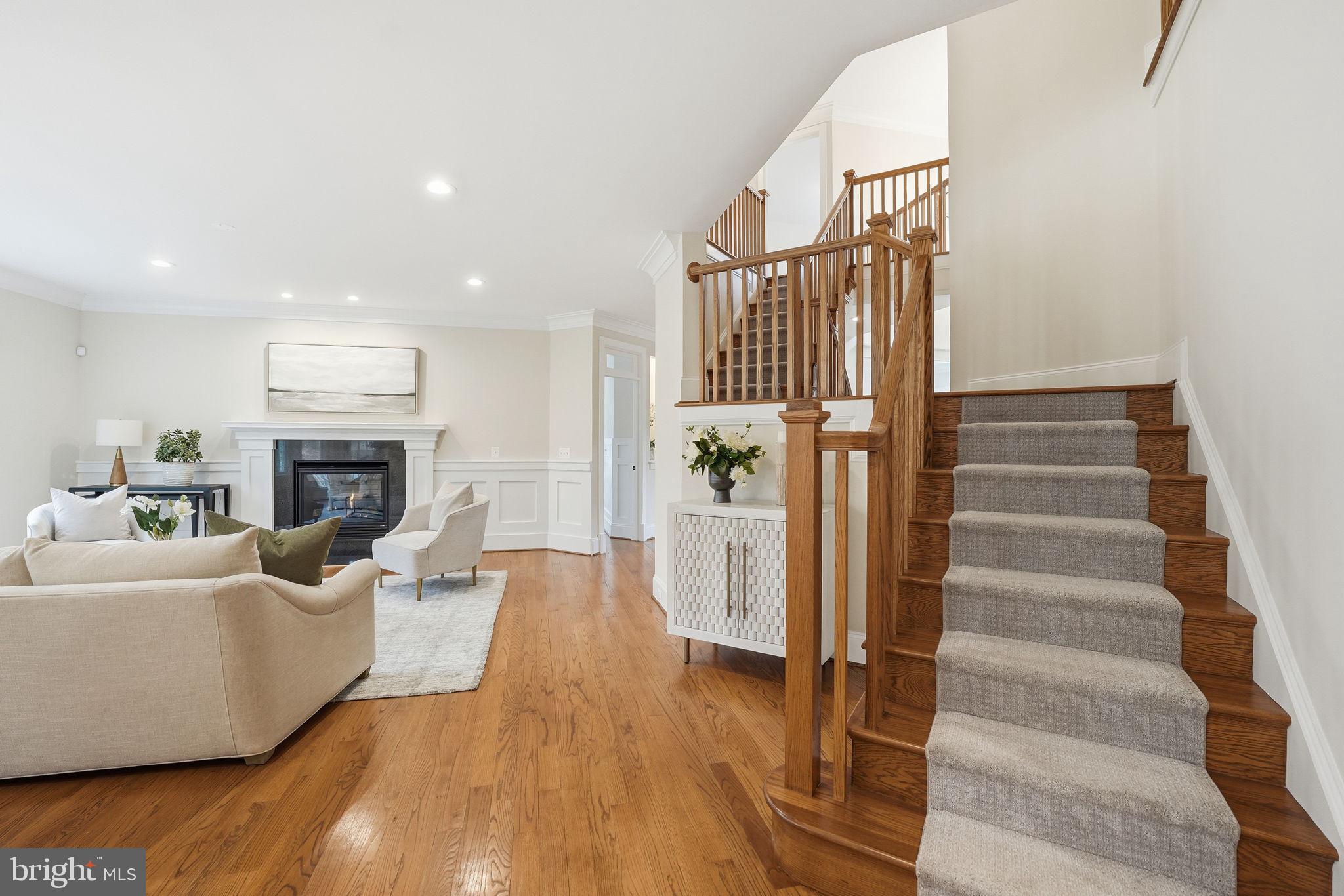 BERKSHIRE OAKWOOD - Residential