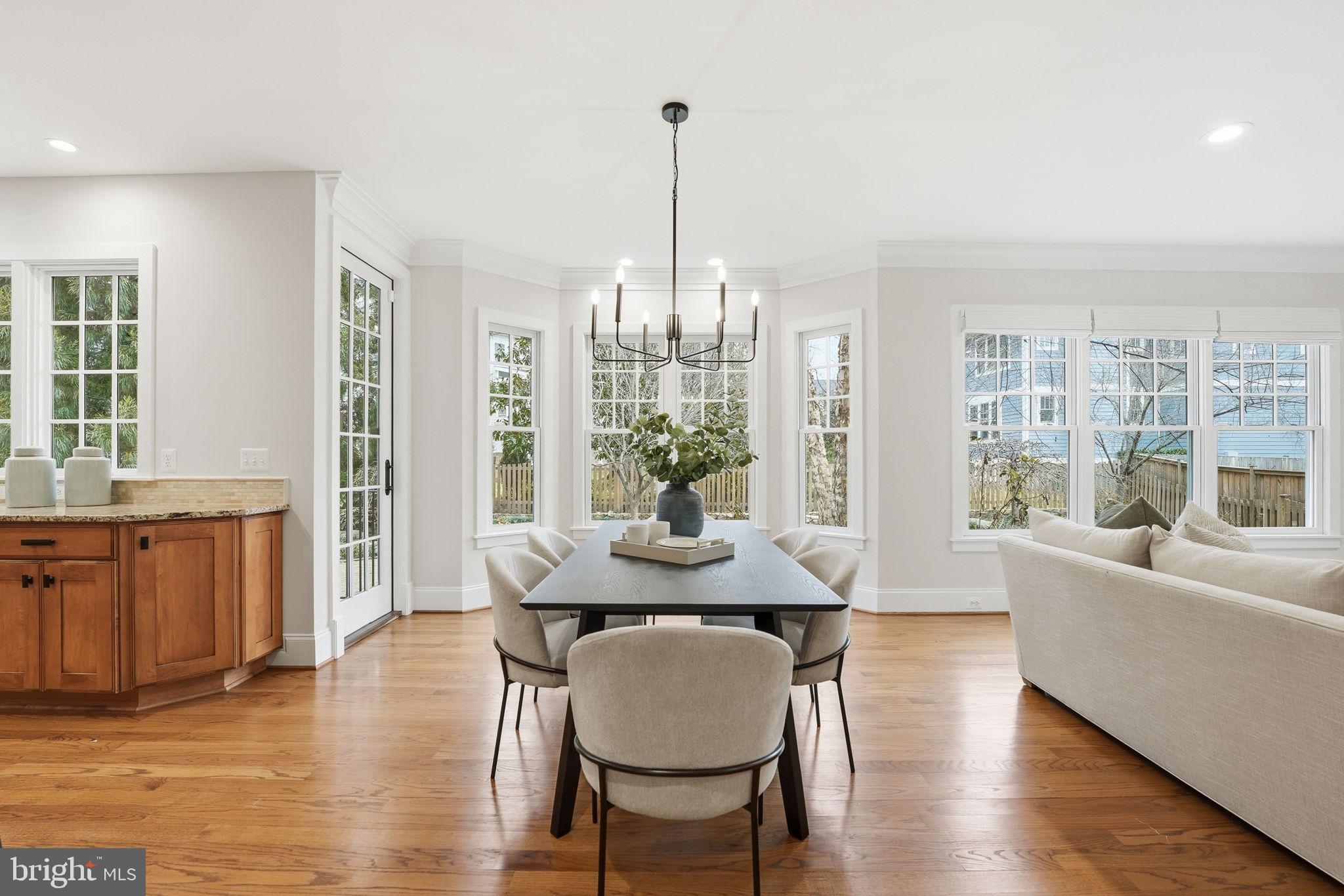 BERKSHIRE OAKWOOD - Residential