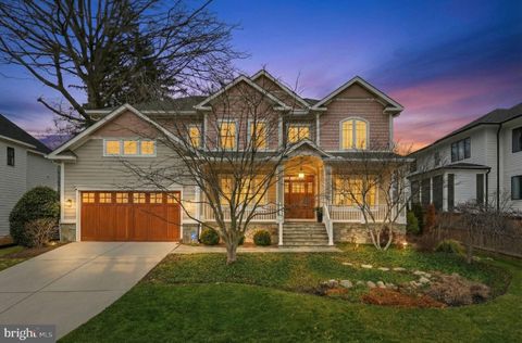 6607 31ST STREET N ARLINGTON VA 22213