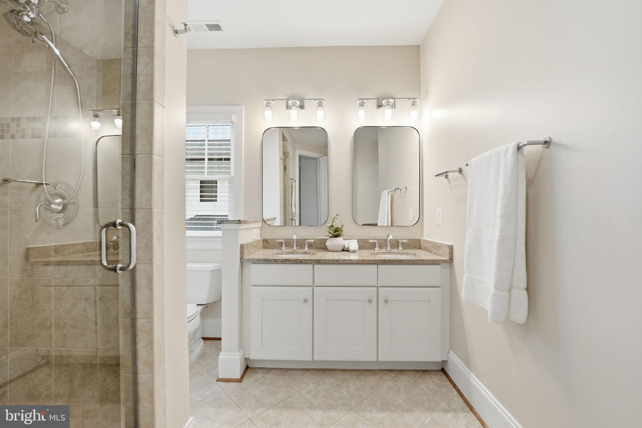 BERKSHIRE OAKWOOD - Residential