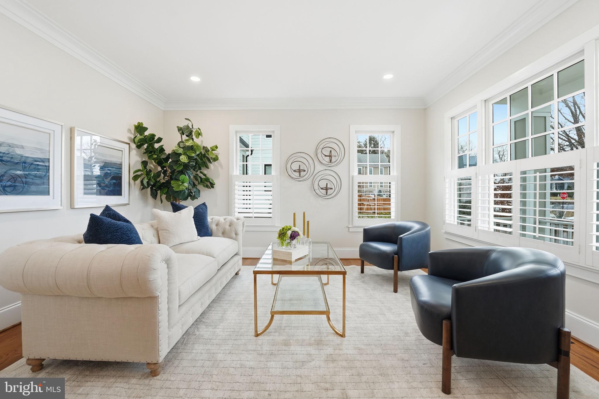 BERKSHIRE OAKWOOD - Residential