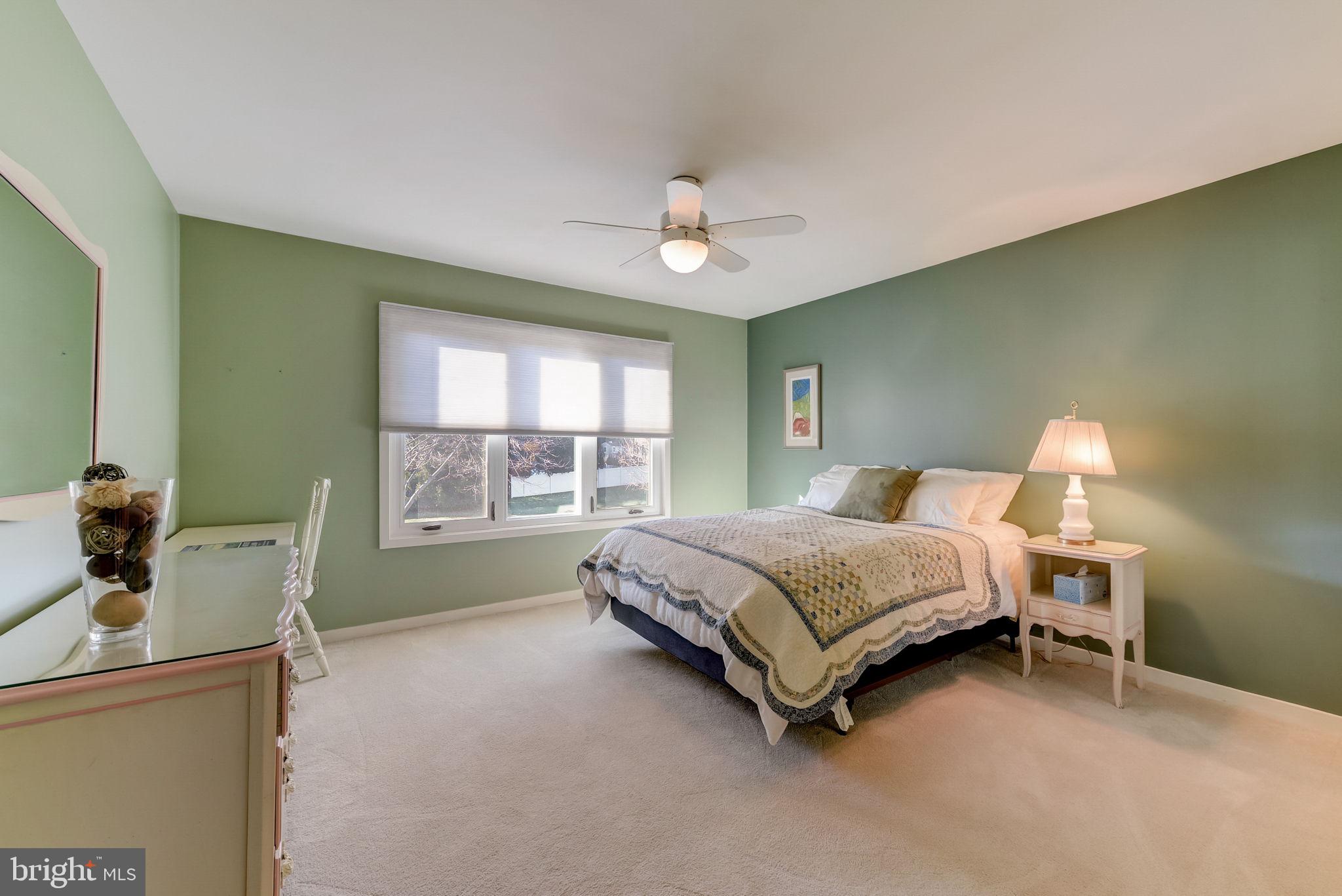 HILLS AT NORTHAMPT - Residential